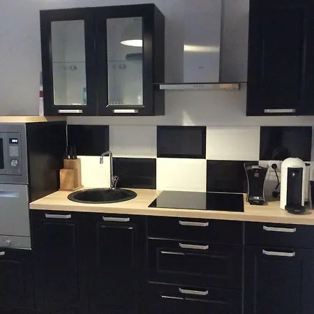 Le Black And White Apartment Montlucon